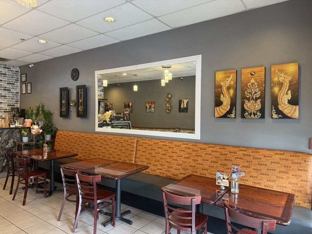 Warm, casual dining room at Thai Corner